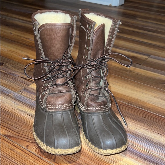 L.L. Bean Shoes - L.L. Bean Women's Bean Boots, 10" Shearling-Lined size 7